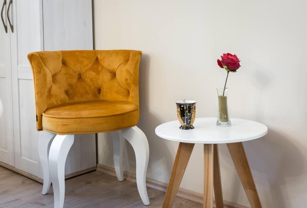 Diva 1,Stylish Old Town Studio Apartment Near Beach Сплит Екстериор снимка
