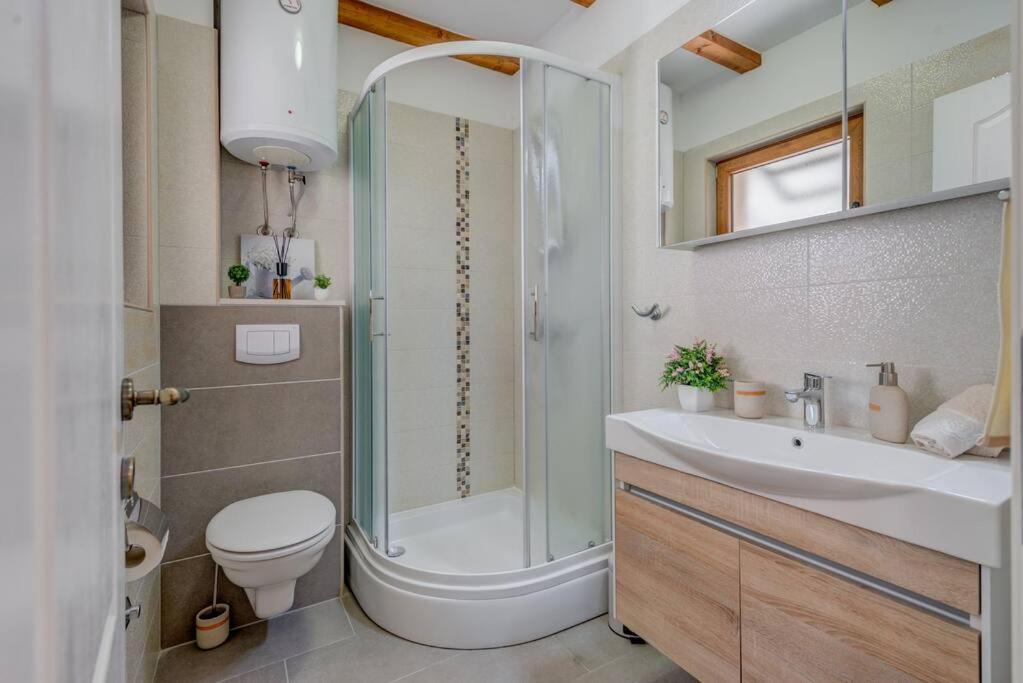 Diva 1,Stylish Old Town Studio Apartment Near Beach Сплит Екстериор снимка